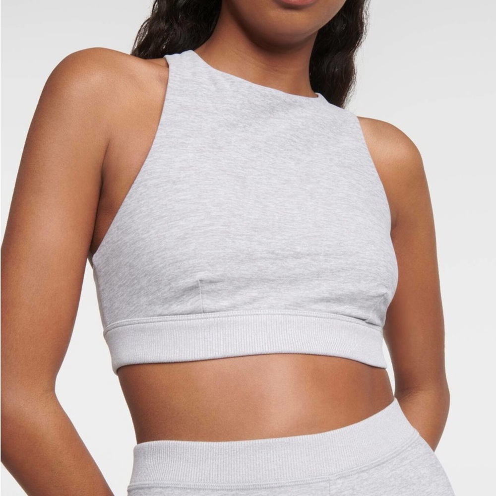 ALO Yoga Alosoft Iconic 90's Light Gray Crop Top Sport Bra